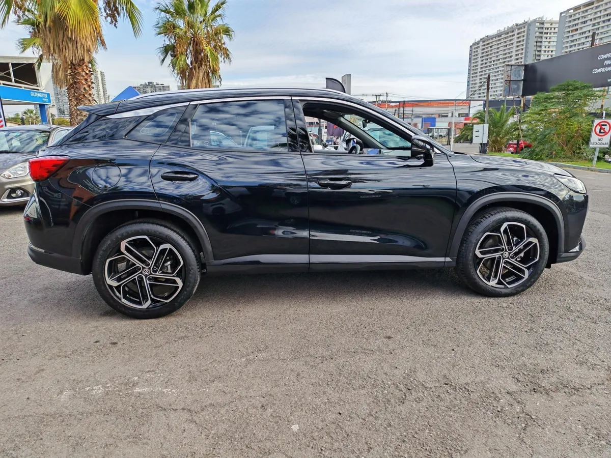 Mg One 1.5 Dlx At año 2023