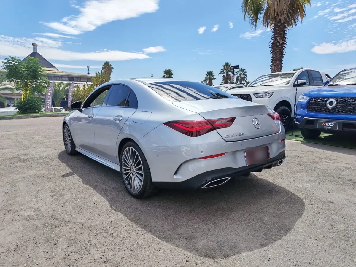Mercedes Benz Cla200 1.3 Amg Fl At año 2025