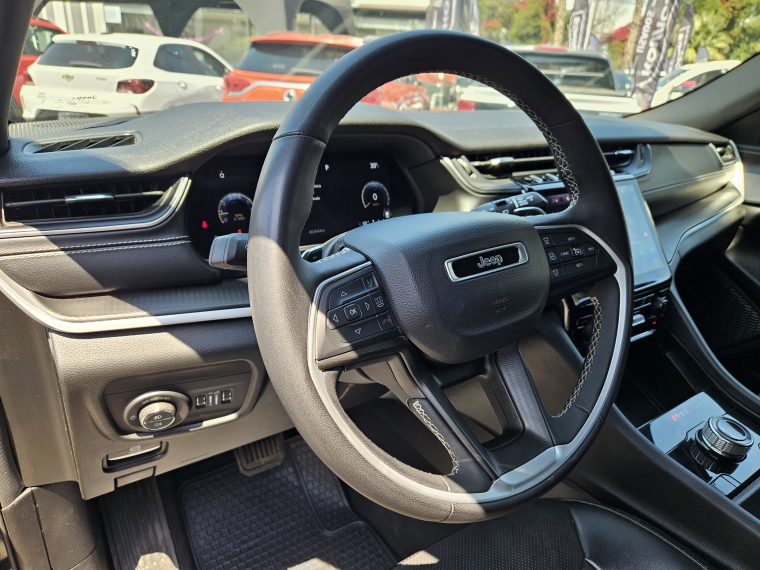 Jeep Grand Cherokee 3.6 Altitude 4x4 At año 2024