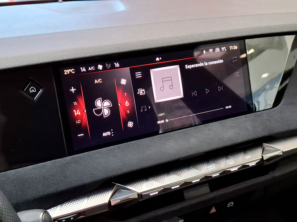 DS Automobiles 4 1.6 Performance Line año 2023
