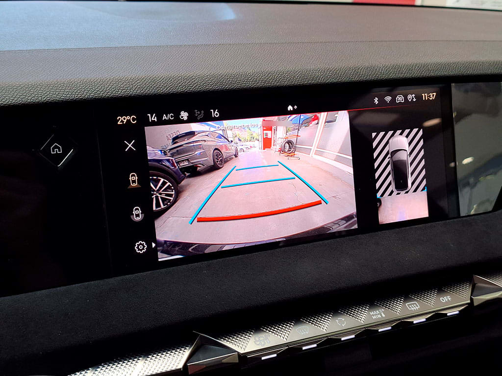 DS Automobiles 4 1.6 Performance Line año 2023