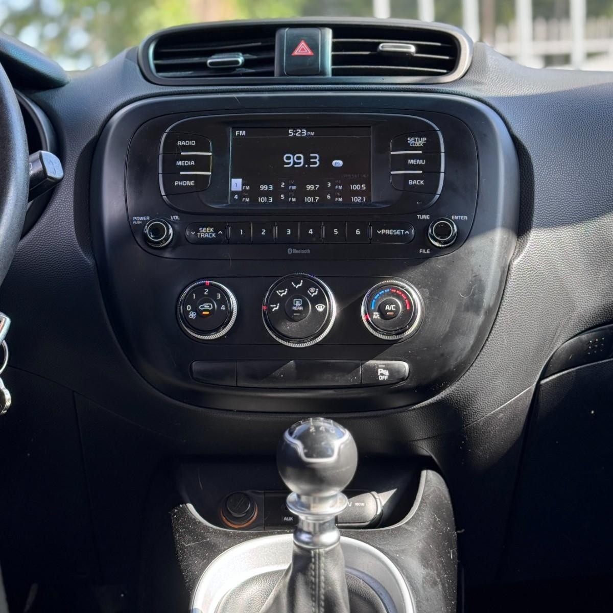 KIA MOTORS SOUL 1.6 Ex 6 Mt Bt año 2017