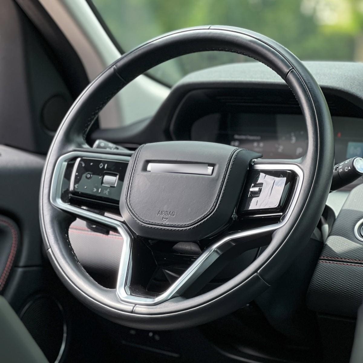 LAND ROVER DISCOVERY 2.0 I R-Dynamic S At 4x4 año 2023