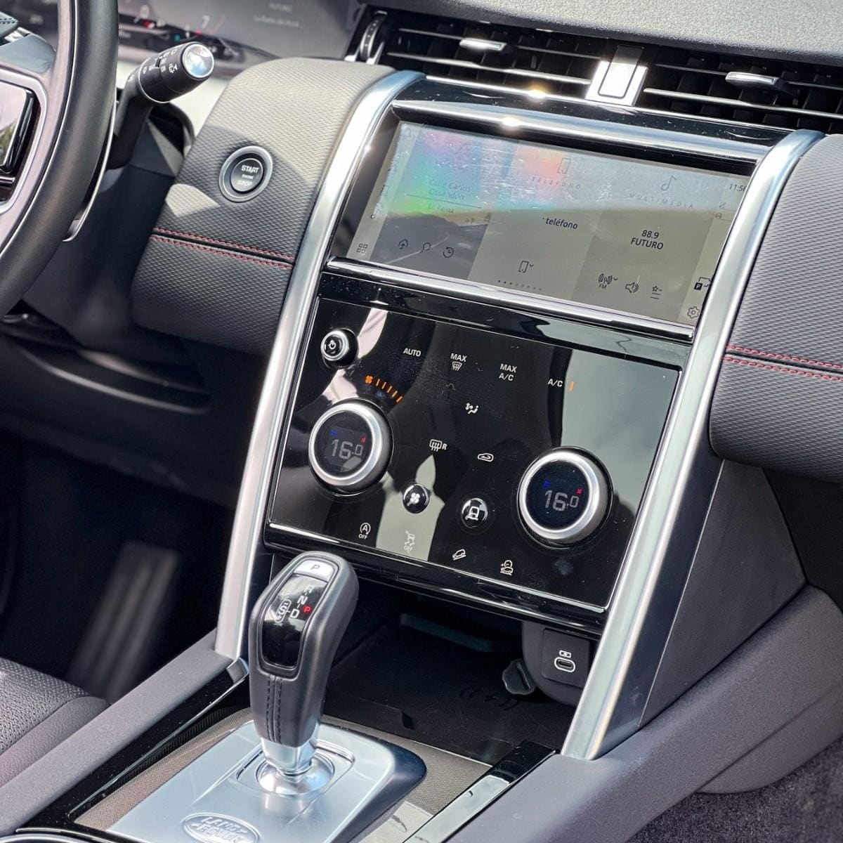 LAND ROVER DISCOVERY 2.0 I R-Dynamic S At 4x4 año 2023