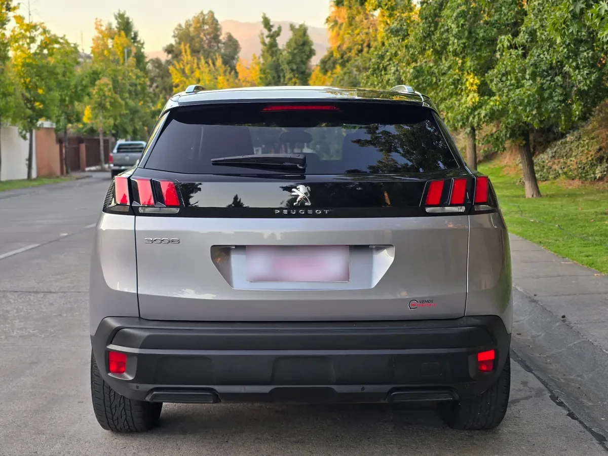 PEUGEOT 3008 1.5 Active Bluehdi 130 Mt Diesel año 2023