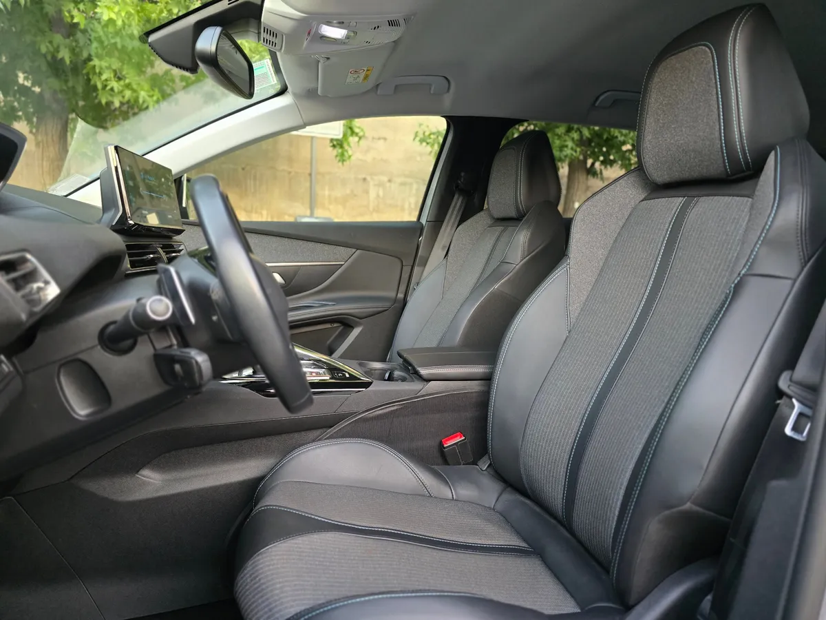 PEUGEOT 3008 1.5 Active Bluehdi 130 Mt Diesel año 2023