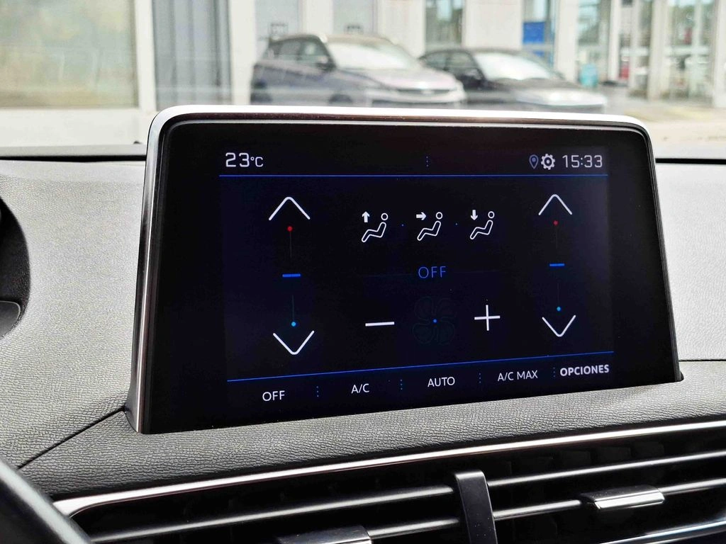 Peugeot 3008 1.2 año 2023