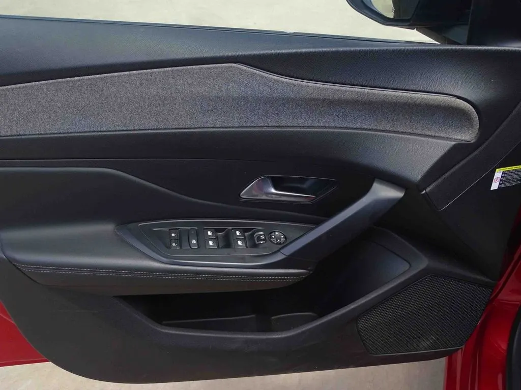 Peugeot 308 Allure Pack año 2024