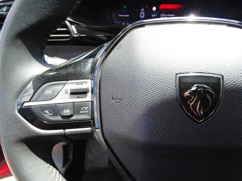 Peugeot 308 Allure Pack año 2024