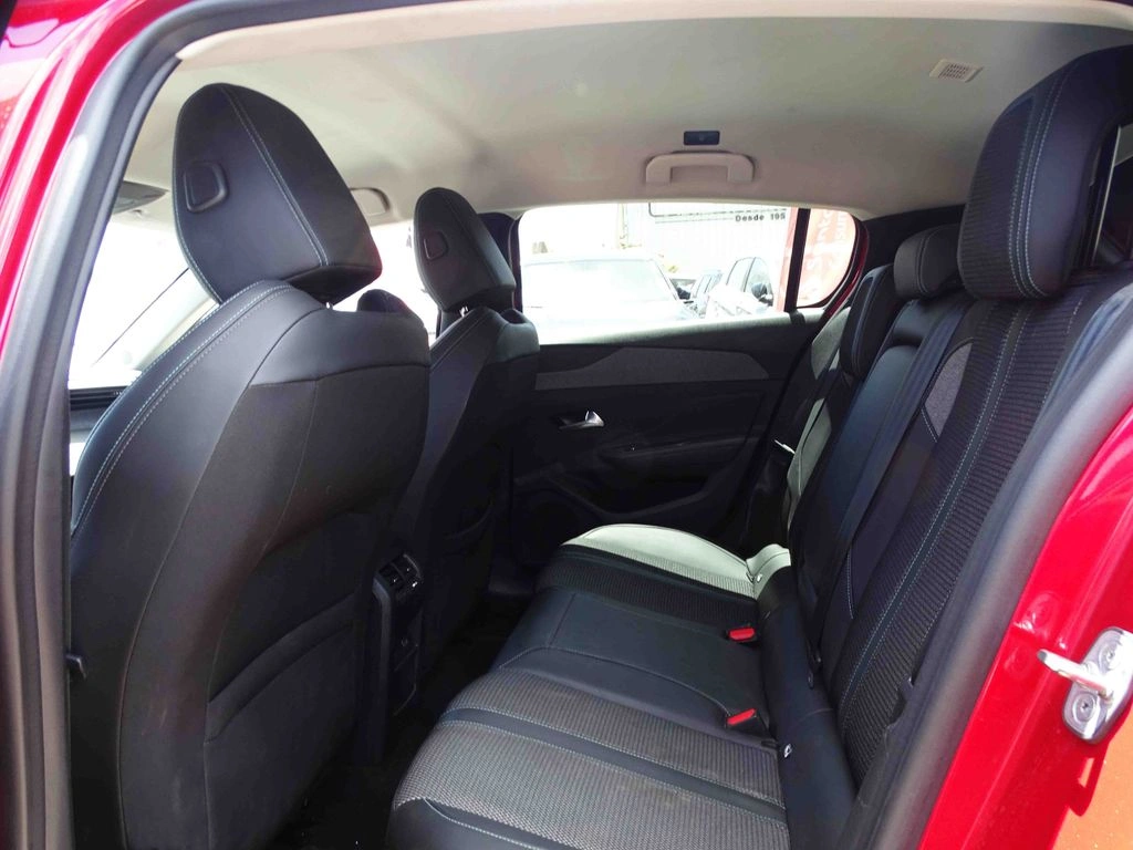 Peugeot 308 Allure Pack año 2024