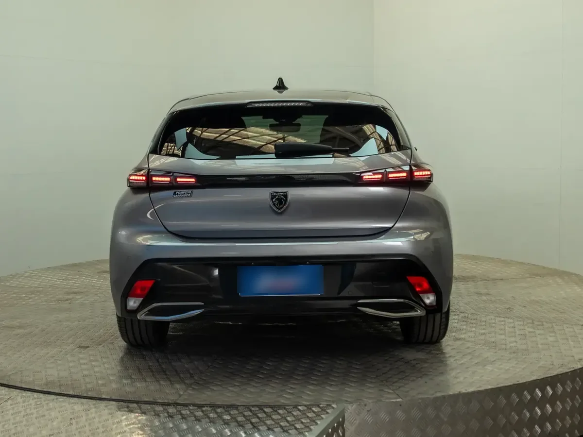 Peugeot 308 308 1.5 Allure Pack Bluehdi 130 At Diesel año 2025