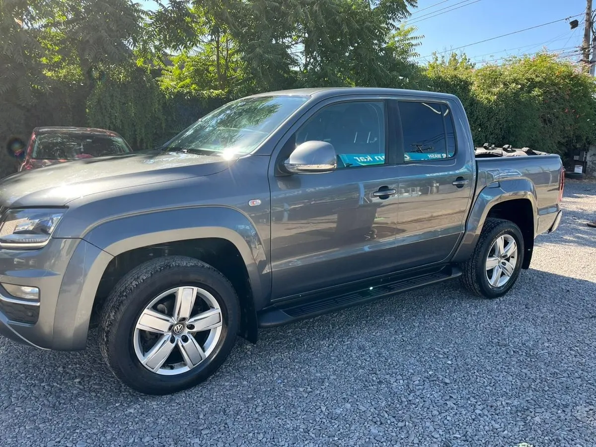 VOLKSWAGEN AMAROK 2.0 Trendline Mt 4x4 Diesel año 2022