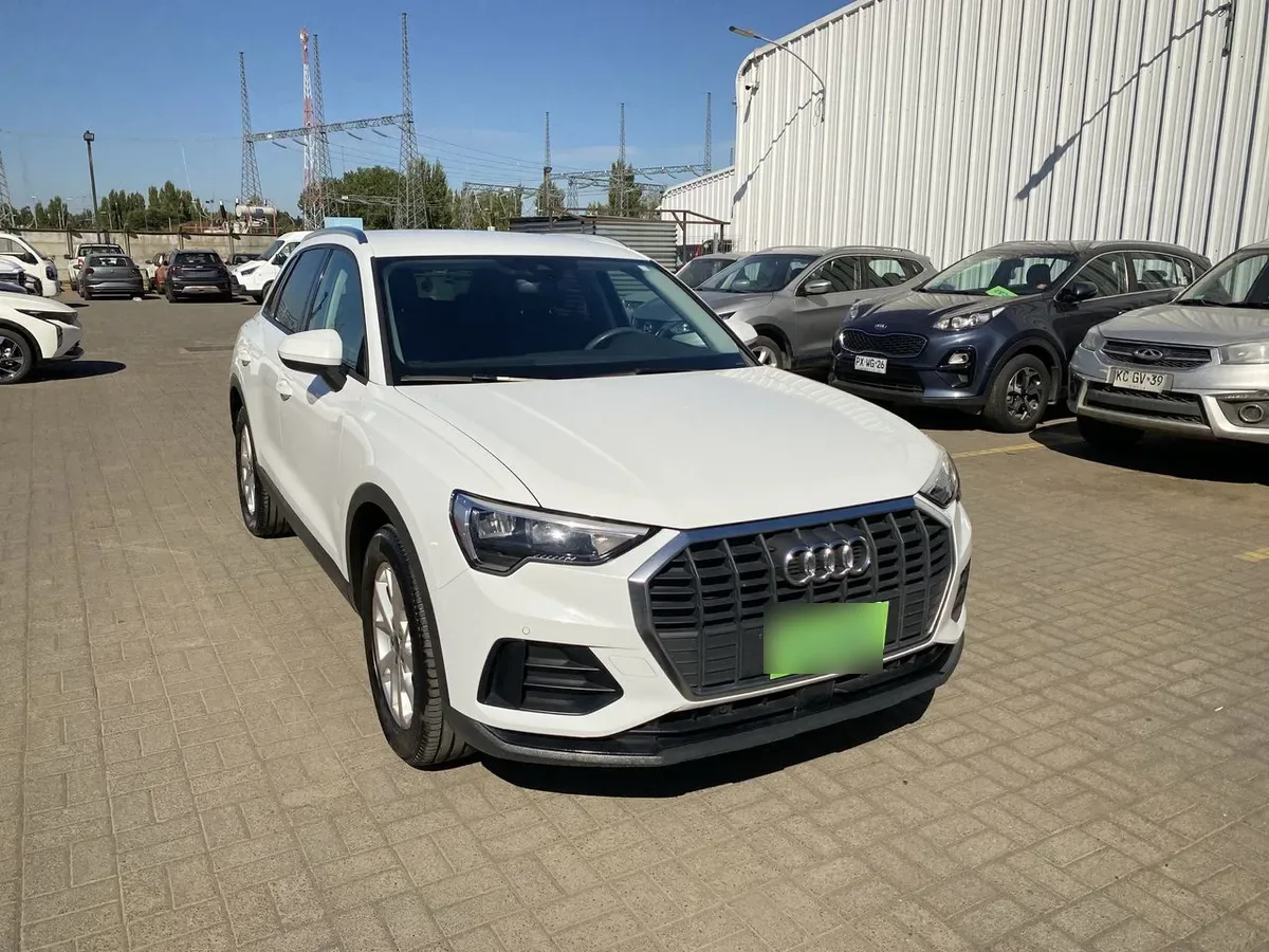 Audi Q3 1.4 35 Tfsi Sportback 4x2 S-Tronic At 5p año 2024