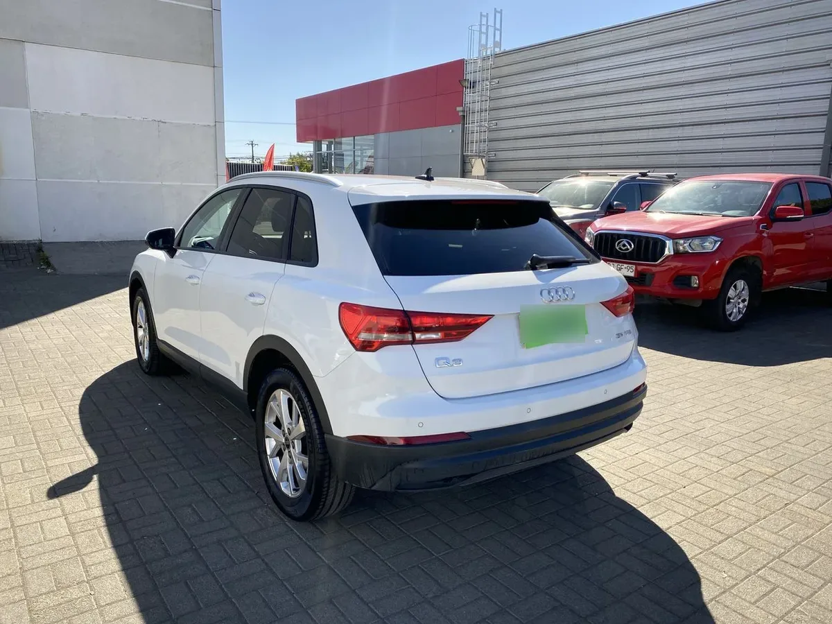 Audi Q3 1.4 35 Tfsi Sportback 4x2 S-Tronic At 5p año 2024