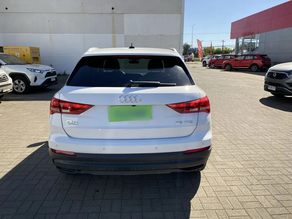 Audi Q3 1.4 35 Tfsi Sportback 4x2 S-Tronic At 5p año 2024