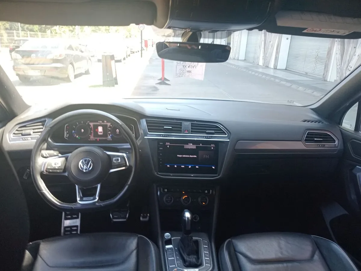 Volkswagen Tiguan 2.0 Tsi R-Line 4motion 220hp 3row At 5p año 2021
