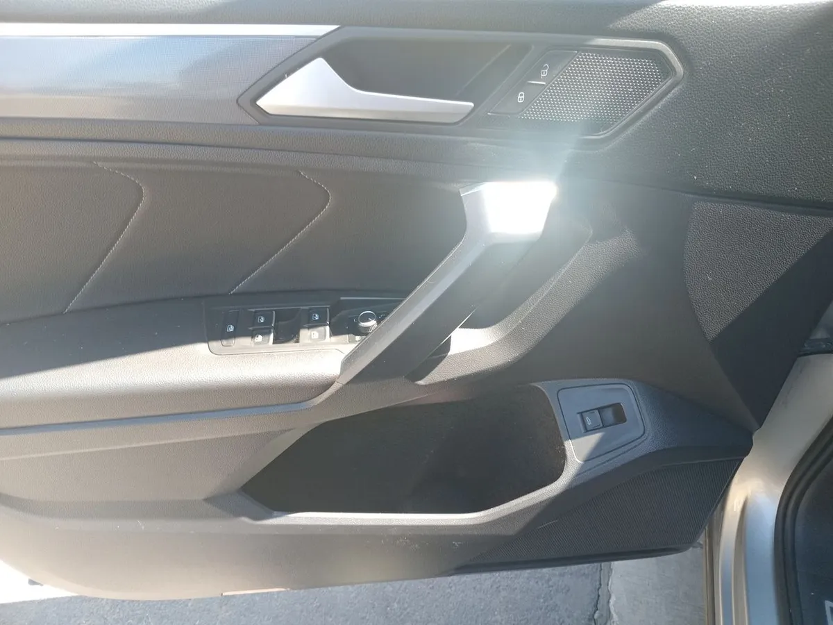 Volkswagen Tiguan 2.0 Tsi R-Line 4motion 220hp 3row At 5p año 2021