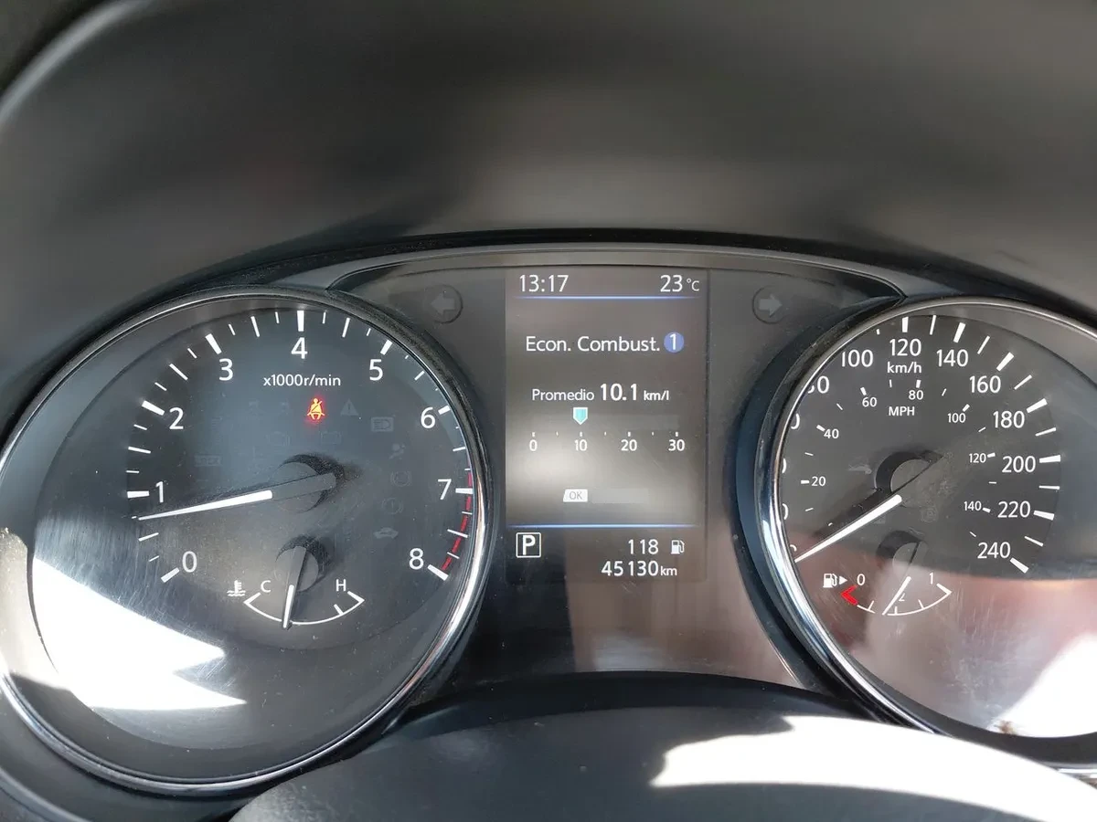 Nissan X-Trail 2.5 Advance Mc 4x2 Cvt At 5p año 2023