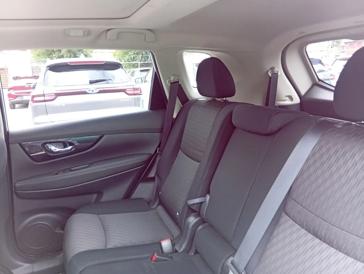 Nissan X-Trail New X-Trail Advance 2.5 Cvt año 2023