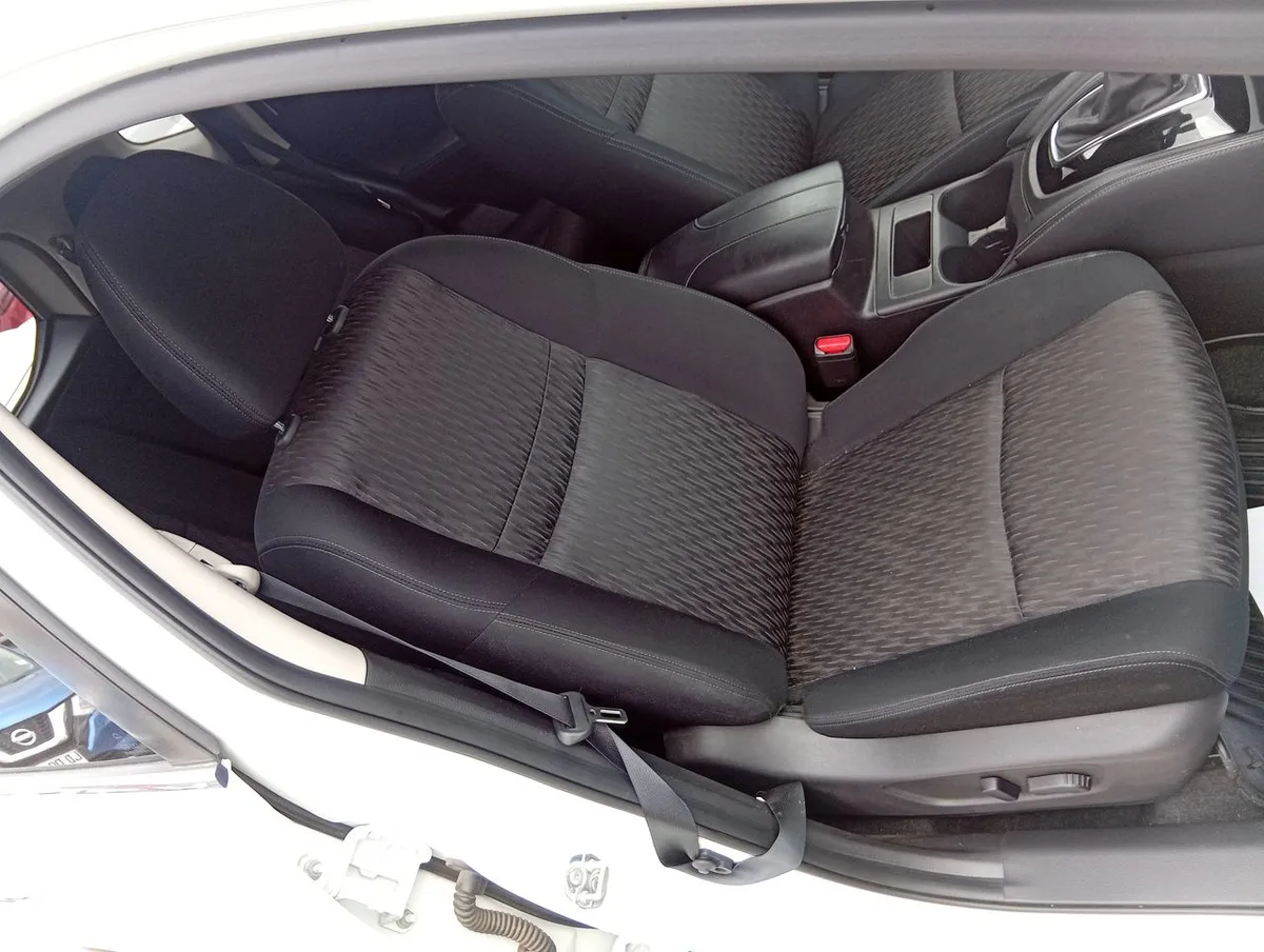 Nissan X-Trail New X-Trail Advance 2.5 Cvt año 2023