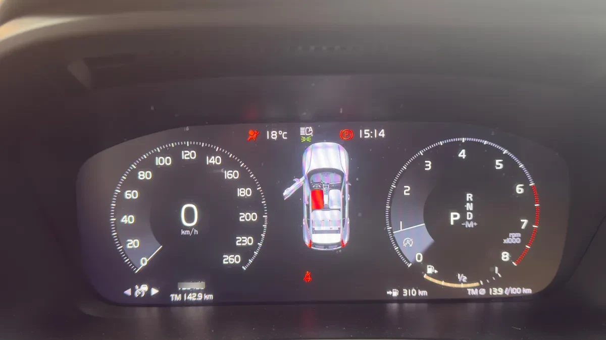 VOLVO XC40 2.0 T5 Cross Country R-Design Plus At 4x4 año 2019