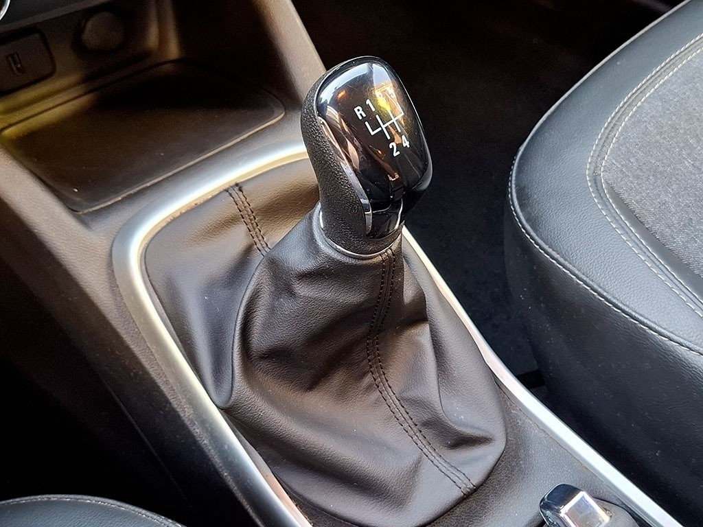 CHEVROLET TRACKER 1.2 Ls Mt año 2022