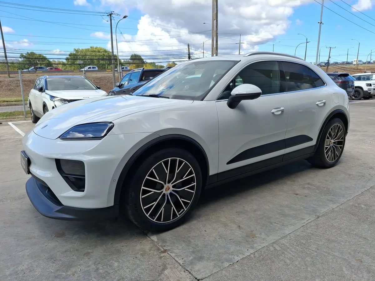 Porsche Macan Electrico 4 4x4 At 5p año 2025
