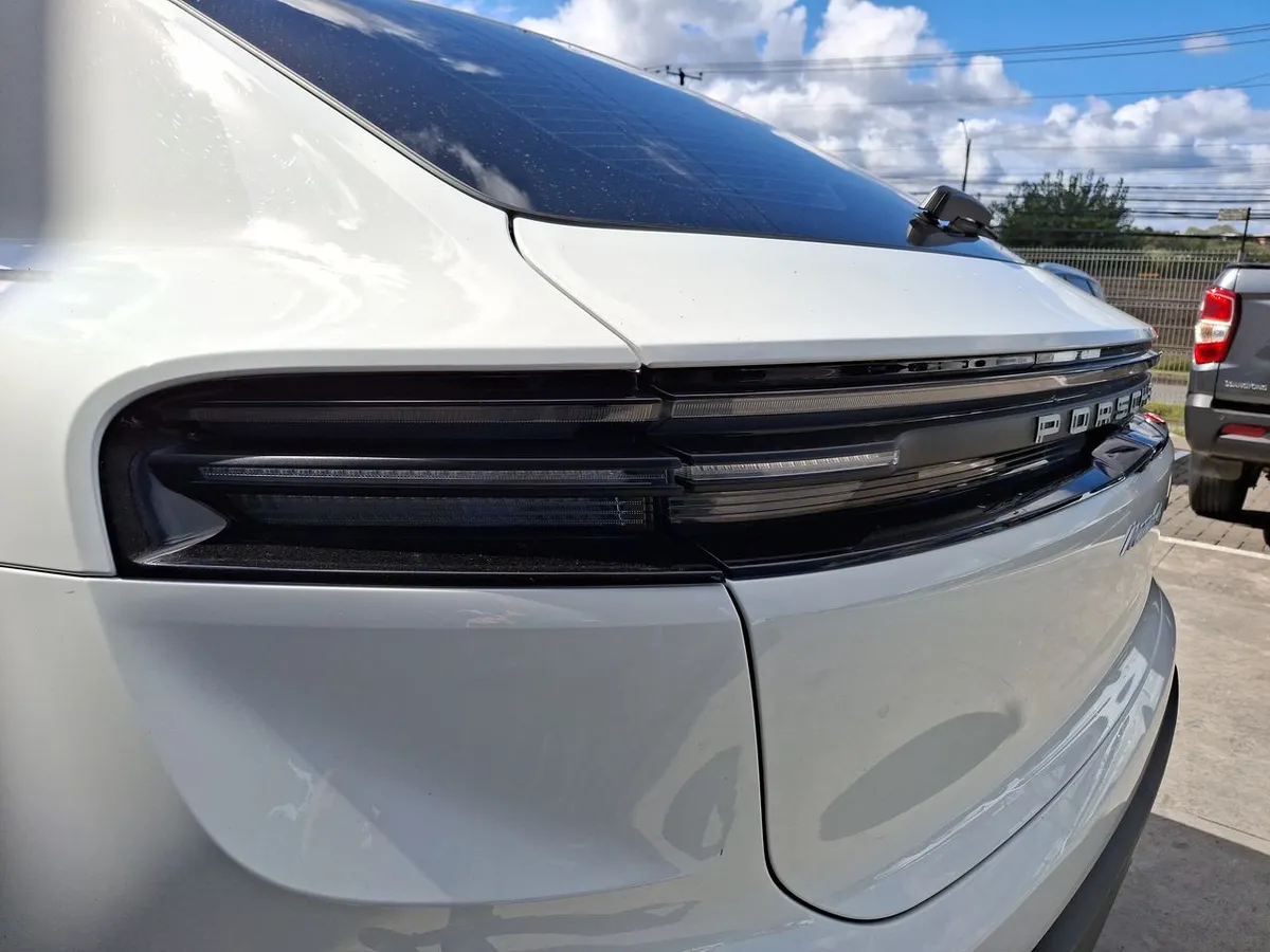 Porsche Macan Electrico 4 4x4 At 5p año 2025