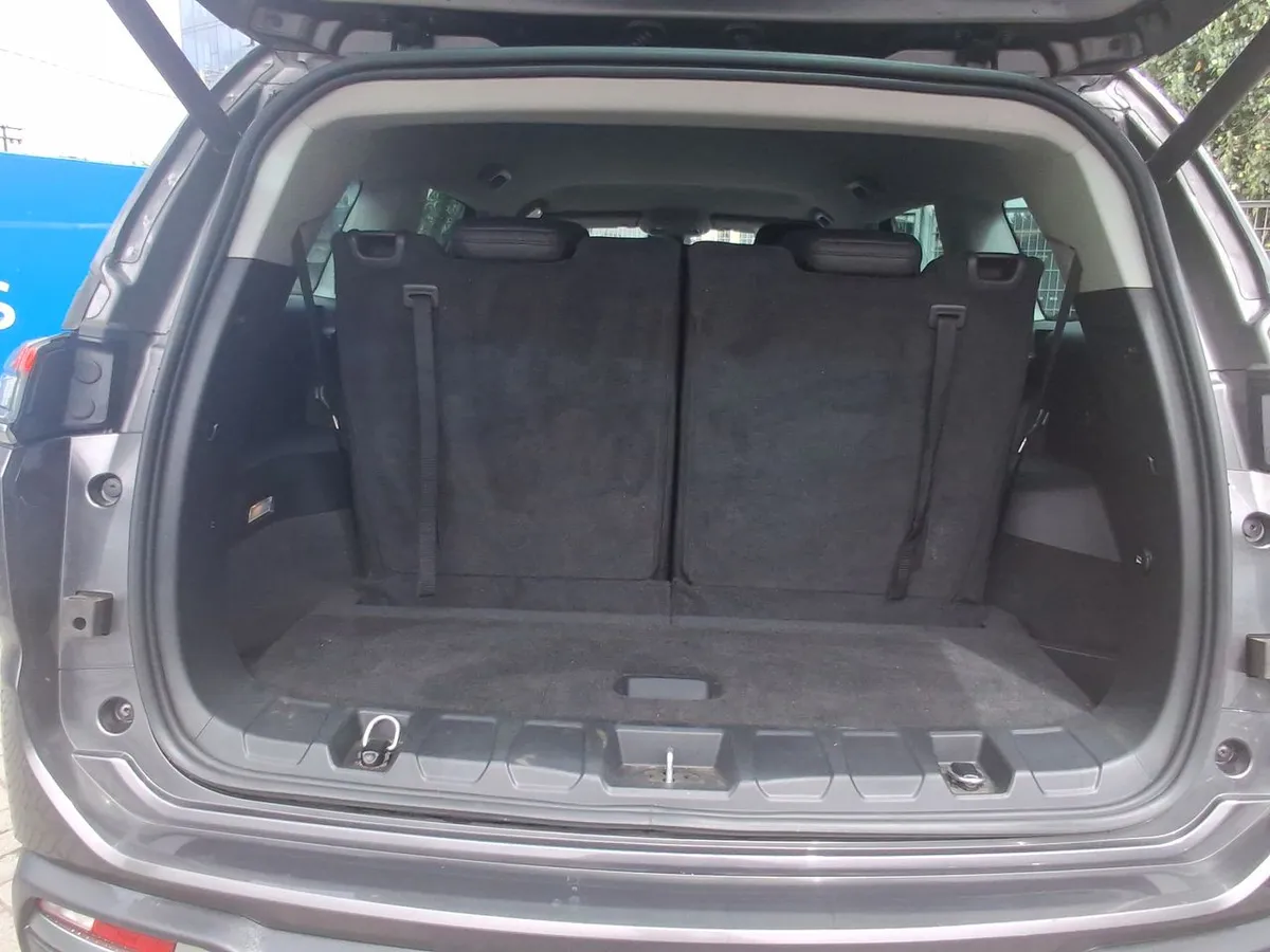 Jeep Commander 2.0t Limited Td380 Dies 4x4 9at 5p año 2025