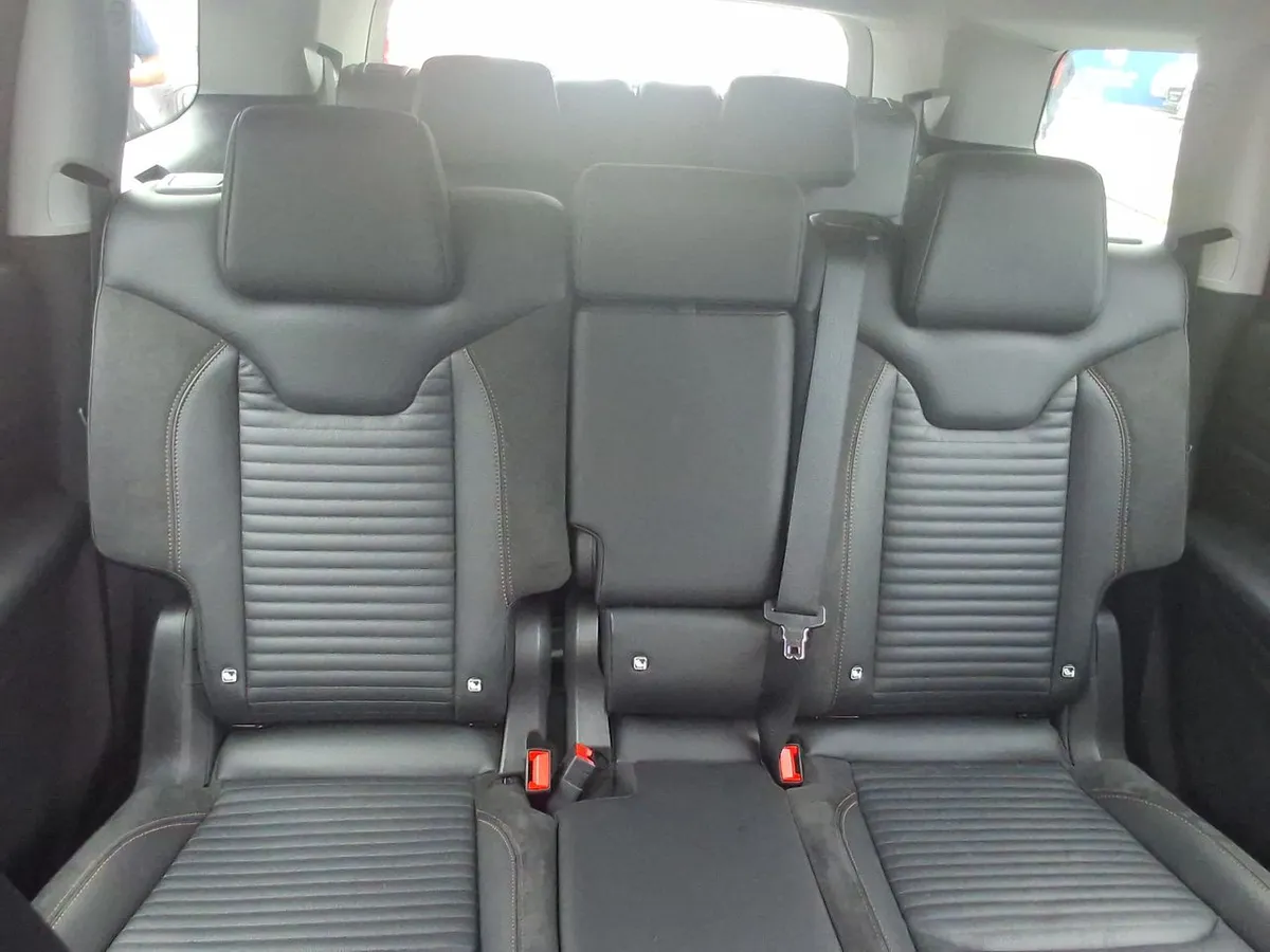Jeep Commander 2.0t Limited Td380 Dies 4x4 9at 5p año 2025