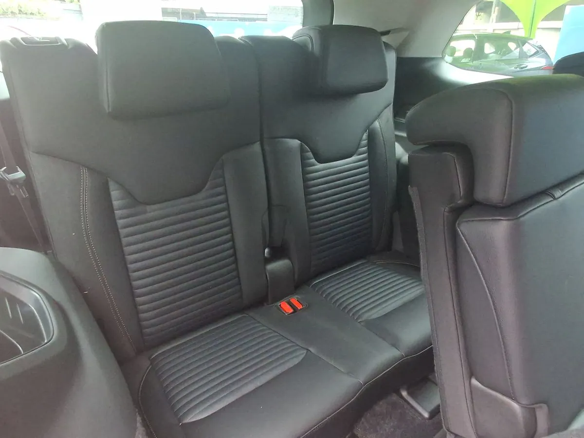 Jeep Commander 2.0t Limited Td380 Dies 4x4 9at 5p año 2025