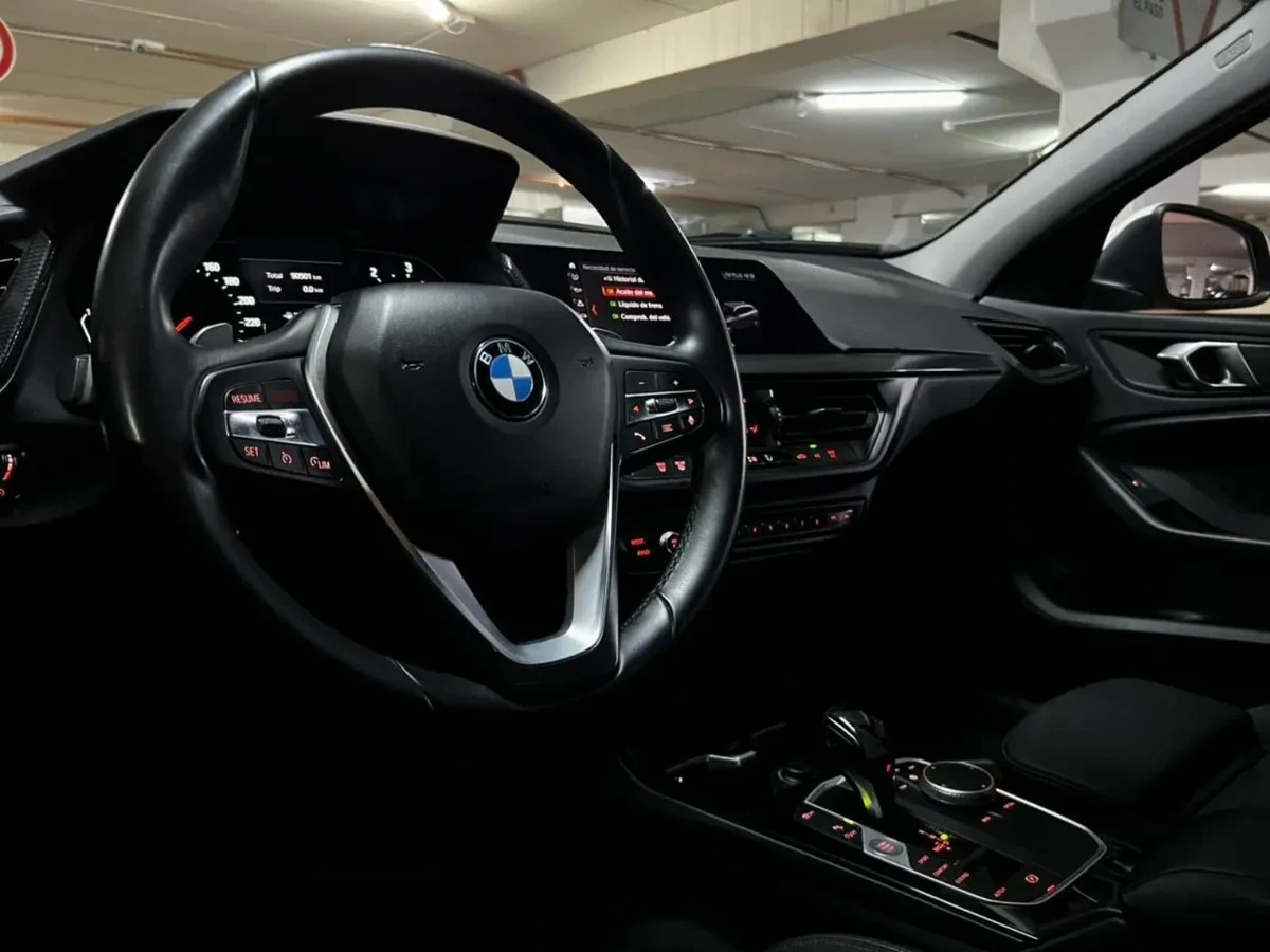 Bmw 118d - año 2020