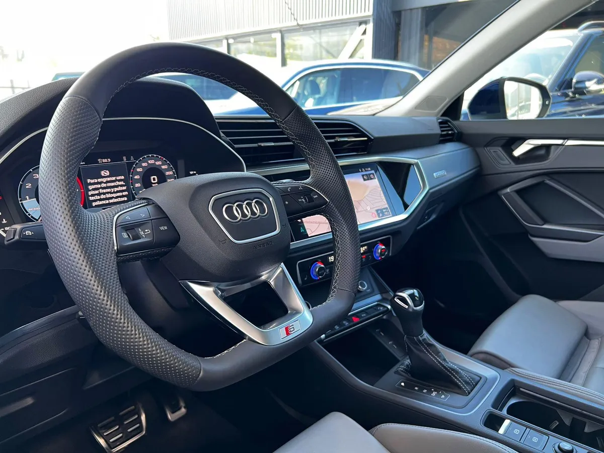 Audi Q3 40 Tfsi 2.0 S Line año 2025