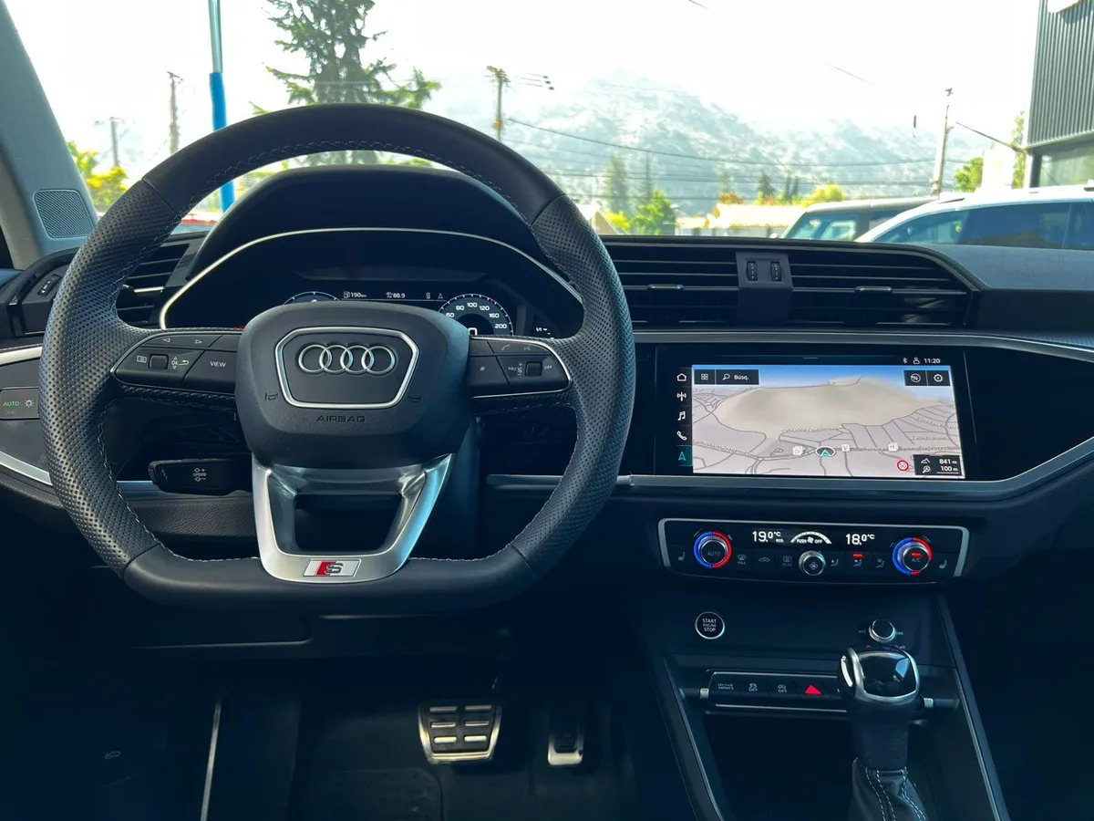 Audi Q3 40 Tfsi 2.0 S Line año 2025