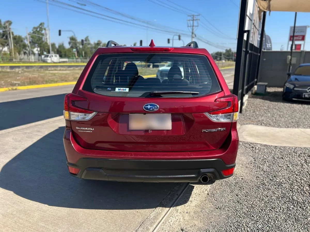 Subaru Forester Forester Cvt 4x4 2.0 Aut año 2021