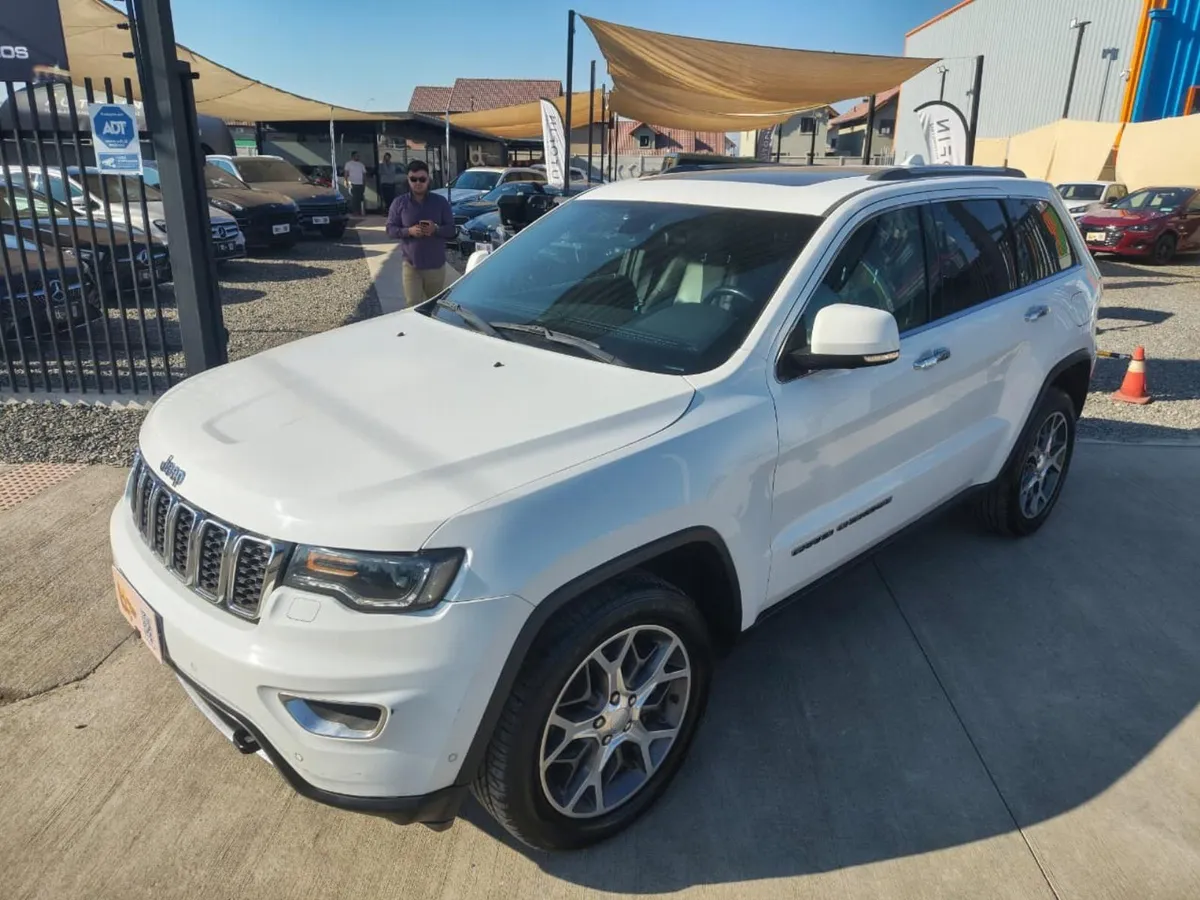Jeep Grand Cherokee Limited 3.6 Aut 4x4 año 2021