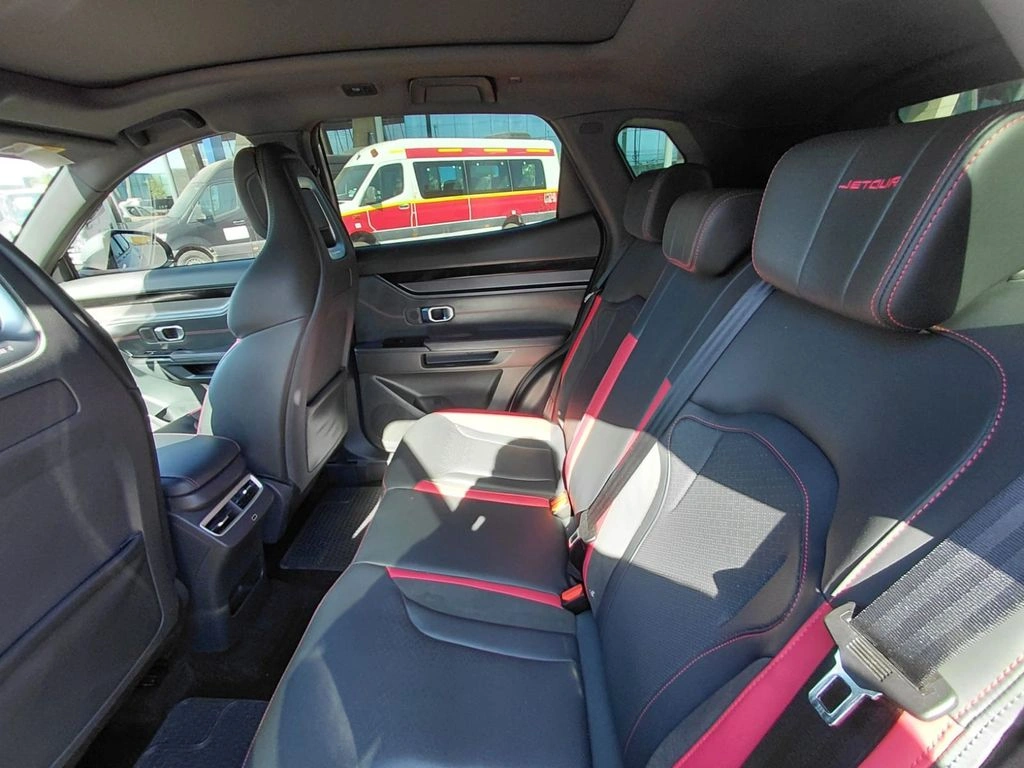Jetour Dashing 1.5t Lux 4x2 Mt 5p año 2024