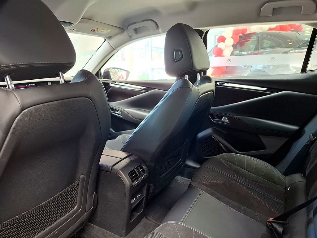 DS Automobiles 4 1.6 Performance Line año 2023