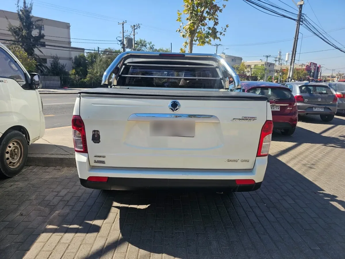 SSANGYONG ACTYON SPORTS 2.0 6as711 Mt 4x4 Diesel año 2018