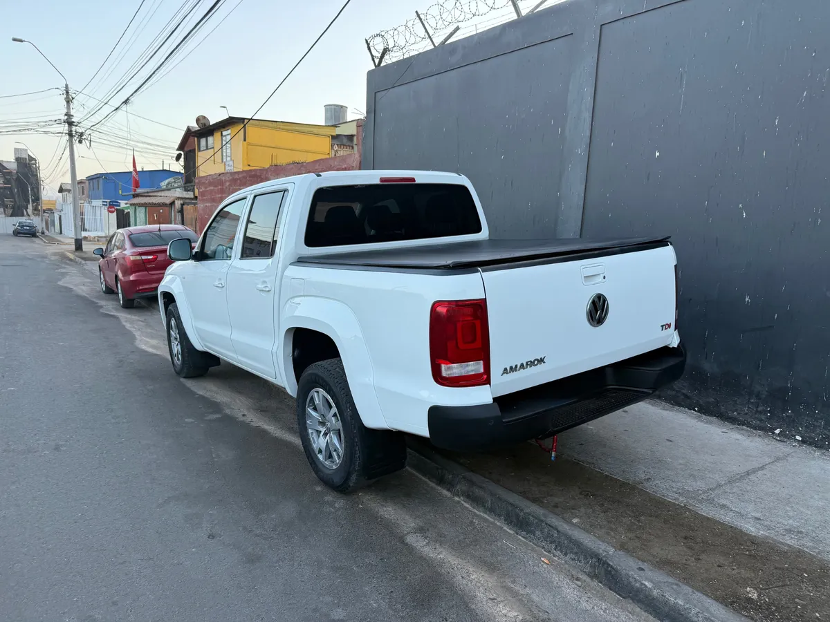Volkswagen Amarok 2.0 Comfortline Mt 4x2 Diesel año 2018