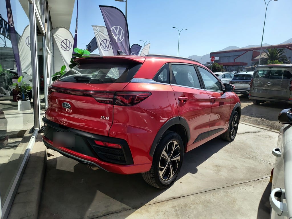 JAC Js6 Luxury año 2023
