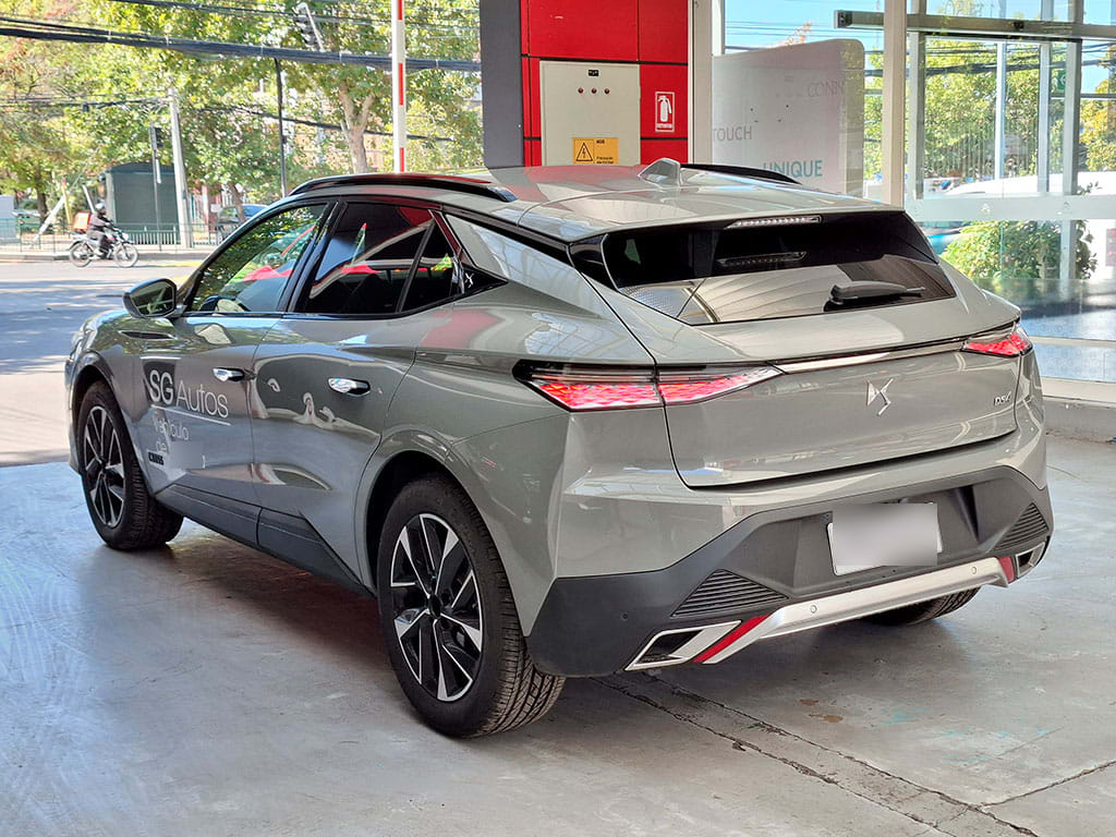 DS Automobiles 4 1.5 Performance año 2025