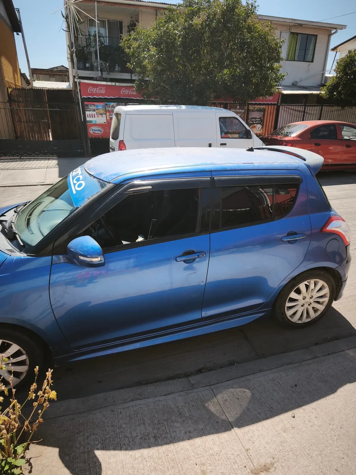 SUZUKI SWIFT 1.3 Gl Mt año 2011