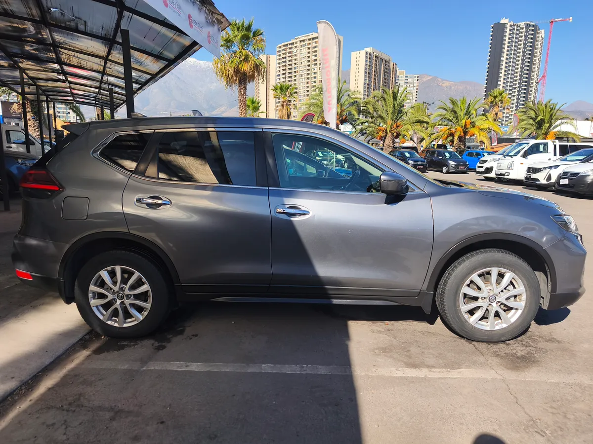NISSAN X-TRAIL 2.5 Sense At año 2021