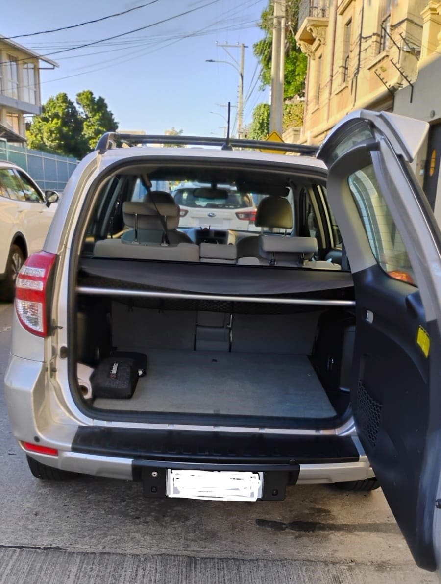 Toyota Rav4 2.4 Advantage Mt 4x2 año 2012