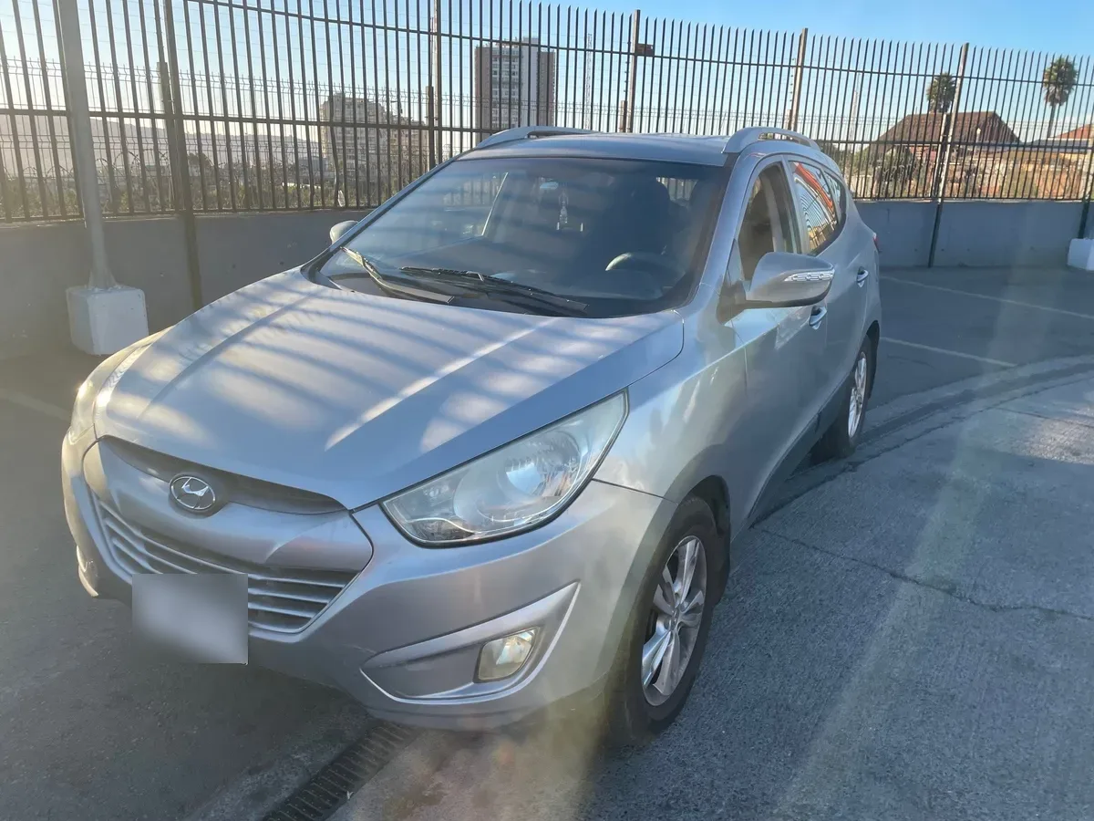 HYUNDAI TUCSON 2.0 Lm Gl(base) Mt año 2013