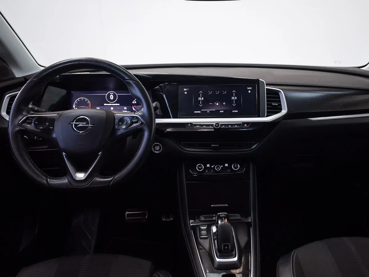 Opel Grandland Grandland 1.2t Ultimate At año 2024