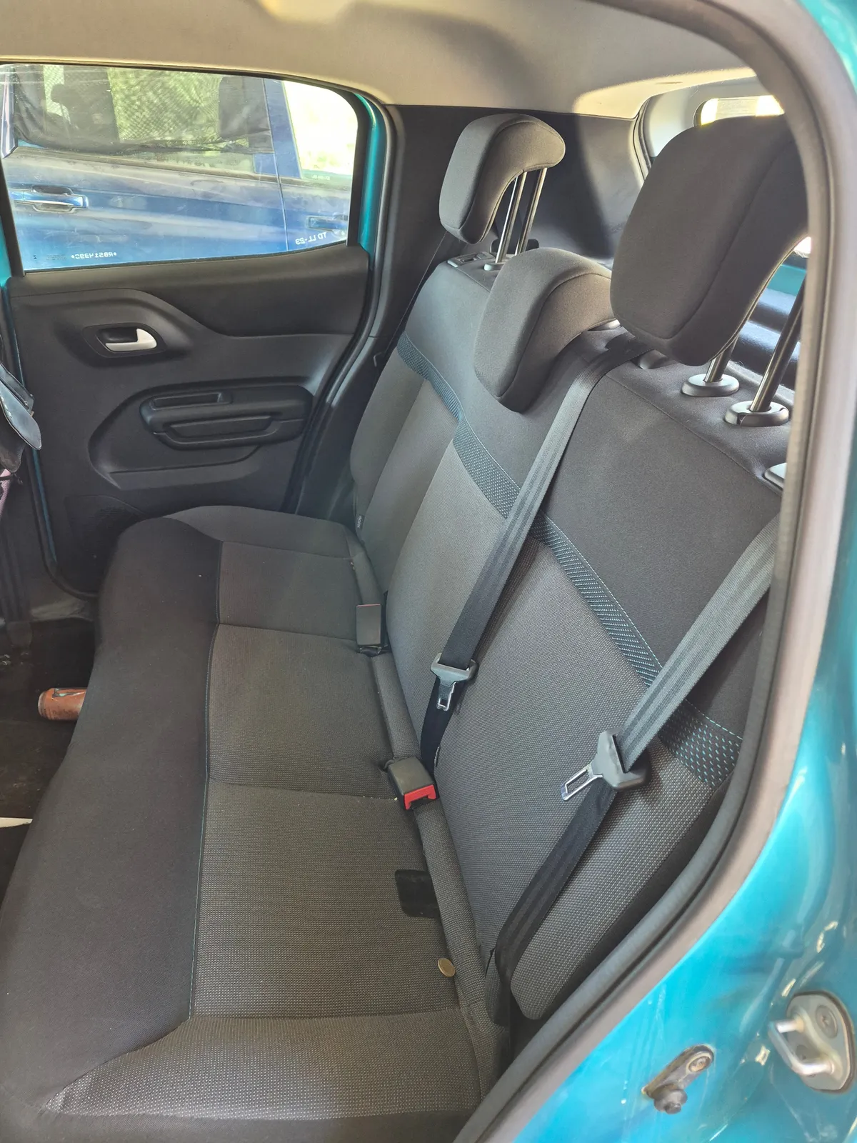 CITROEN C-3 1.2 Puretech 82 Eat8 Bvm Feel Pack Mt año 2024