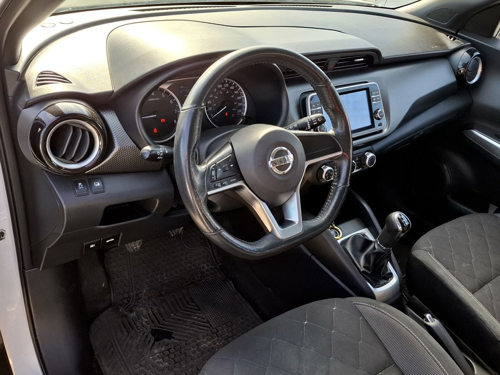 Nissan Kicks 1.6 Advance 4x2 Mt 5p año 2021
