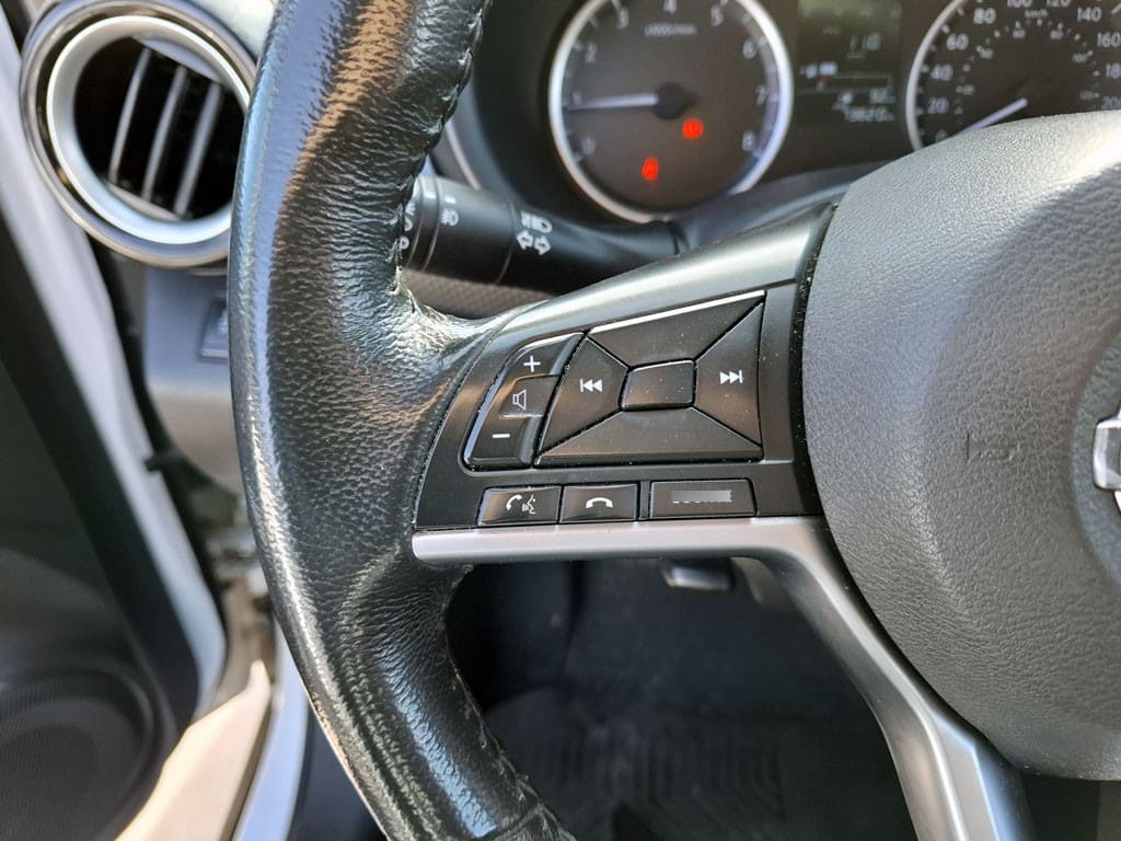 Nissan Kicks 1.6 Advance 4x2 Mt 5p año 2021